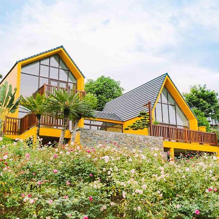 Legacy Hill Resort & Villas Hòa Bình Buitenkant foto